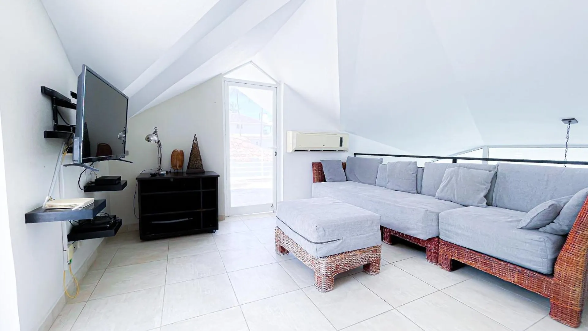 *****  Oceanfront & Garden Vieww Villas Hotel Wifi Bbq Parking Los Corales Beach Club & Spa Punta Cana Dominican Republic